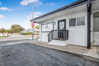 50 W Main Ave, Morgan Hill, CA à louer Photo de l’immeuble– Image 1 sur 10
