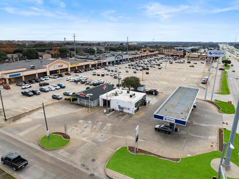 115 N Central Expy, McKinney, TX à louer - Photo de l’immeuble – Image 1 sur 13