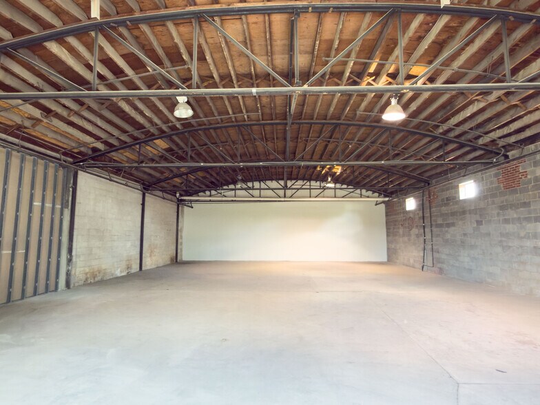 123 E 27th St, Charlotte, NC à louer - Photo intérieure – Image 3 sur 7