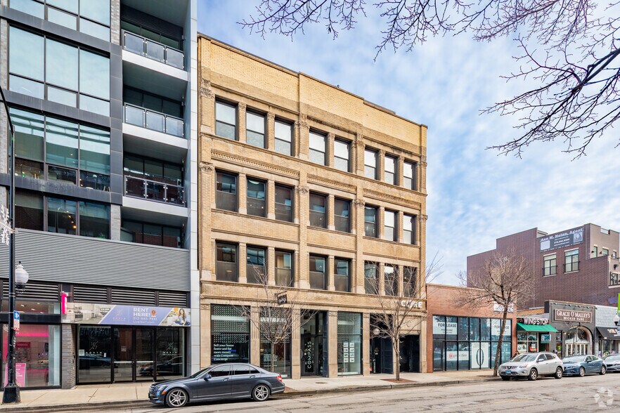 1643 N Milwaukee Ave, Chicago, IL à louer - Photo de l’immeuble – Image 2 sur 3
