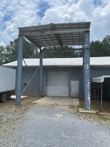 2348 Mariposa Rd, Stanley, NC à louer - Photo de l’immeuble – Image 3 sur 6