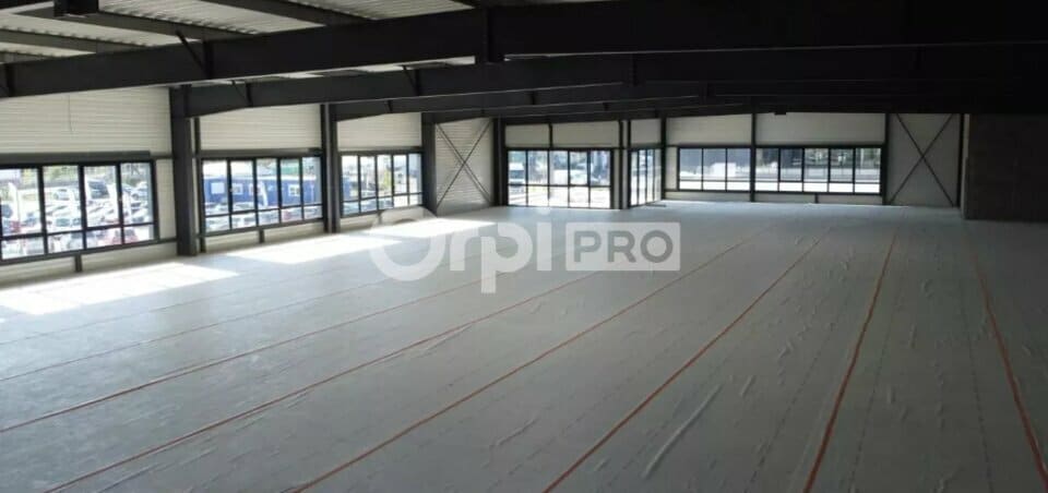 465 Avenue De Joux, Arnas à vendre - Photo de l’immeuble – Image 1 sur 8