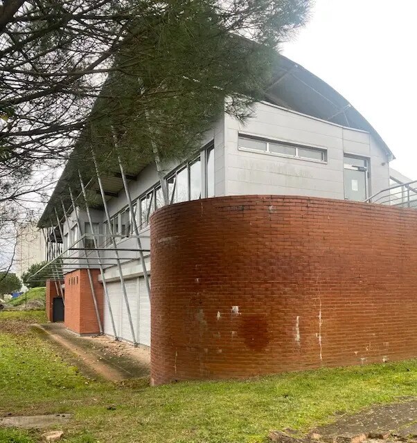 Plus de détails pour Bureau à vendre