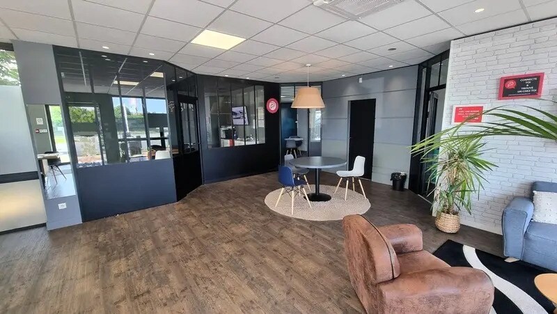 Local commercial dans SAINT-PIERRE-D'OLERON à vendre Hall d’entrée– Image 1 sur 6