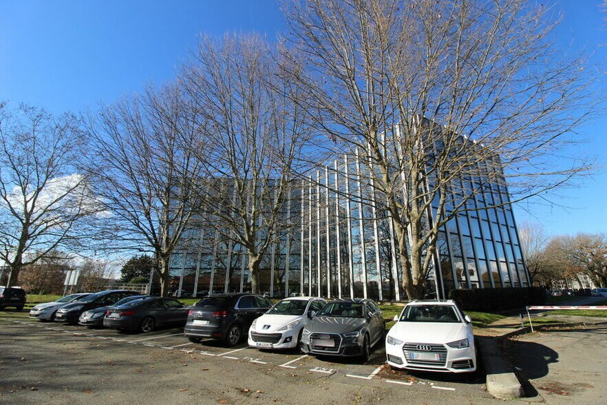 232 Rue De La Découverte, Labège à louer - Photo de l’immeuble – Image 2 sur 7