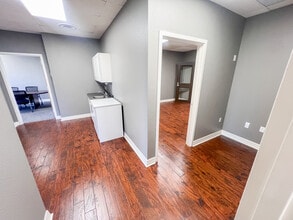 201-203 W Wall St, Midland, TX à louer Photo intérieure– Image 2 sur 10