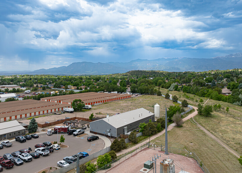 2480 N Powers Blvd, Colorado Springs, CO à vendre - Photo de l’immeuble – Image 2 sur 36