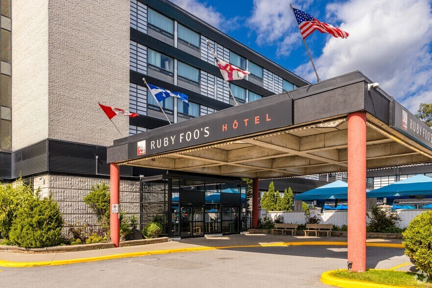 7655-7661 Boul Décarie, Montréal, QC à louer - Photo de l’immeuble – Image 3 sur 9