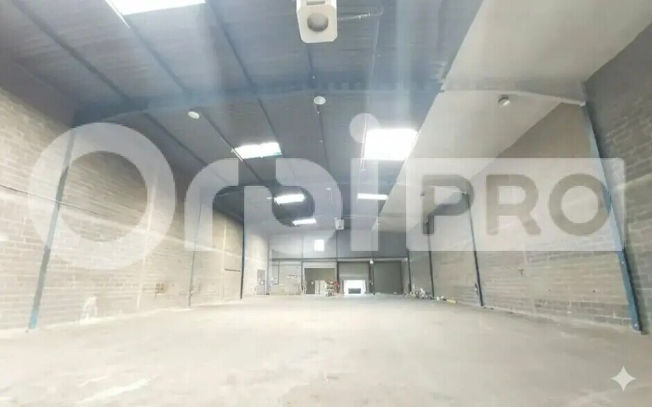 Local d’activités dans Wissous à louer - Photo intérieure – Image 2 sur 5