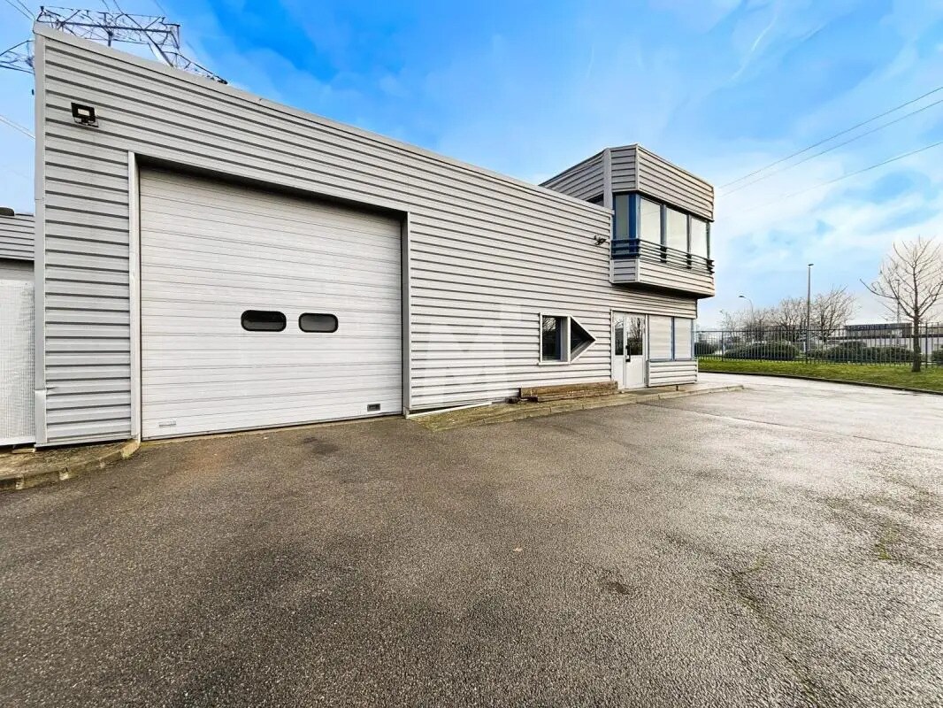 Local d’activités dans Marcoussis à louer Photo de l’immeuble– Image 1 sur 8