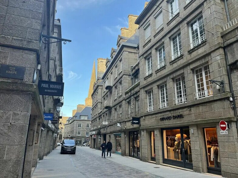 Local commercial dans Saint-Malo à louer - Photo de l’immeuble – Image 3 sur 4