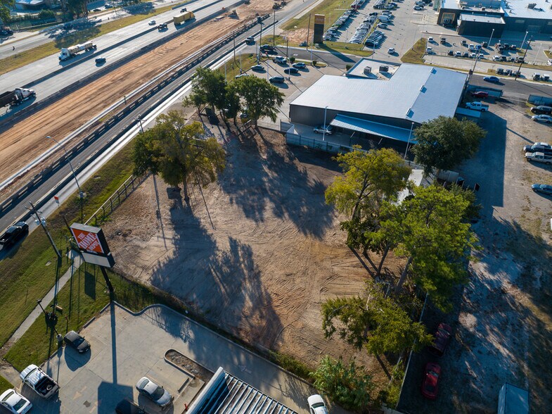 191 Interstate 45, Huntsville, TX à vendre - Photo de l’immeuble – Image 2 sur 8