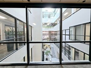 101 S Elm St, Greensboro, NC à louer Photo intérieure– Image 1 sur 5