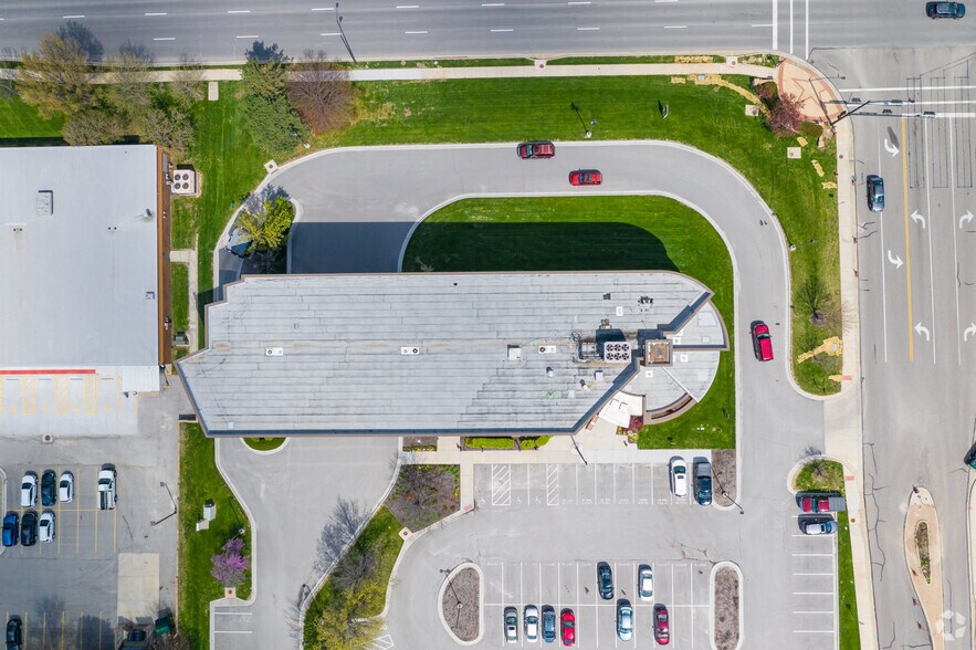 8700 Monrovia, Lenexa, KS à louer - Aérien – Image 2 sur 3