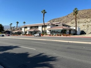 72171 Highway 111, Palm Desert, CA à louer Photo de l’immeuble– Image 1 sur 5