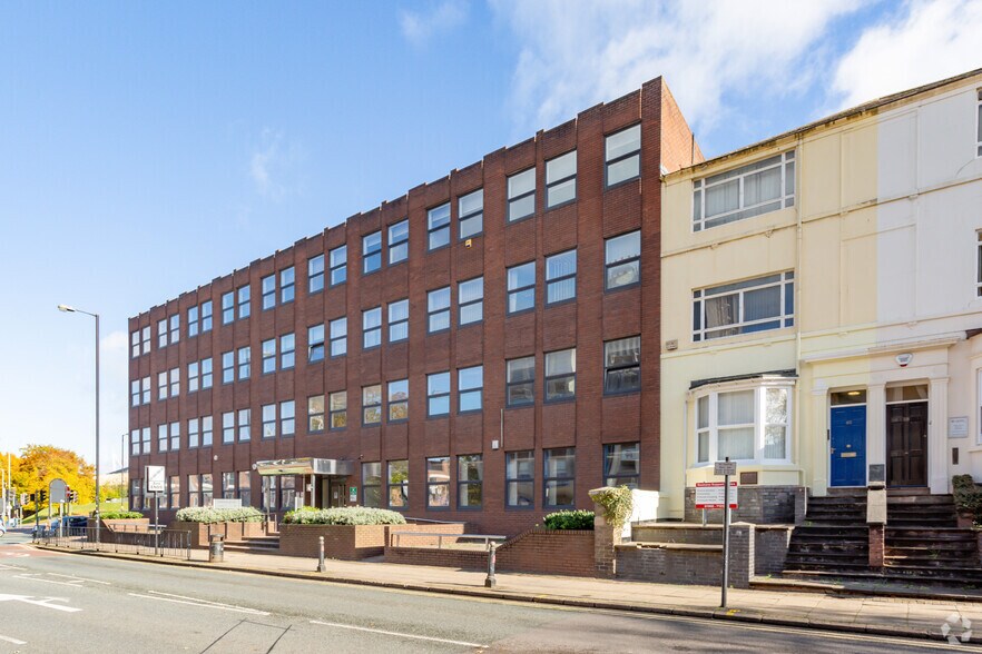 42-46 Waterloo Rd, Wolverhampton à louer - Photo de l’immeuble – Image 2 sur 3