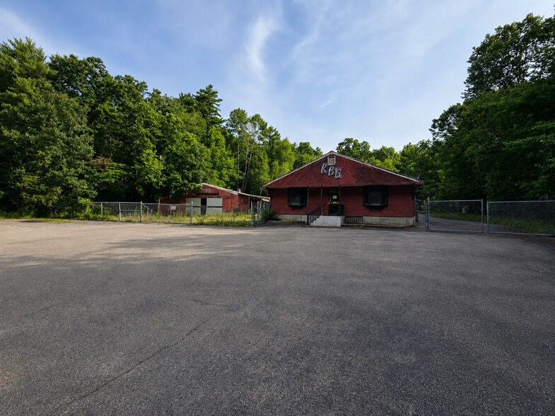 85 Nh 27, Raymond, NH à vendre - Photo principale – Image 1 sur 4