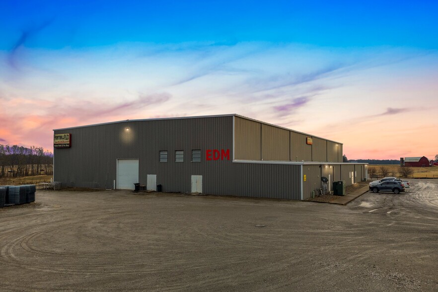 6485 Merchants Dr, Laotto, IN à louer - Photo de l’immeuble – Image 1 sur 11