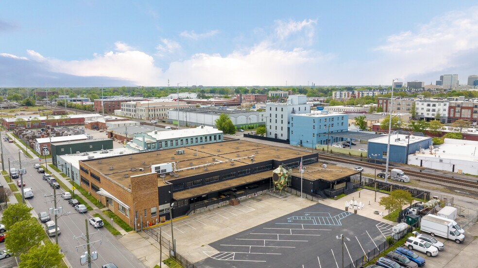 211 W 24th St, Norfolk, VA à vendre - Photo de l’immeuble – Image 1 sur 8