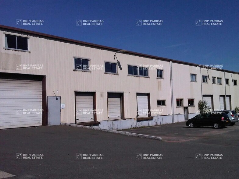 Bureau dans ORMES à louer - Photo de l’immeuble – Image 1 sur 12