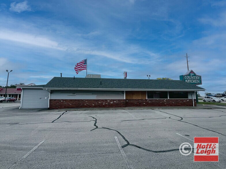 517 Griswold Rd, Elyria, OH à vendre - Photo de l’immeuble – Image 2 sur 3