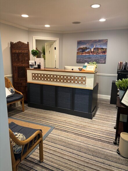 49 Lake Ave, Greenwich, CT à louer - Photo de l’immeuble – Image 3 sur 7