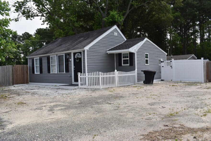 2111 Northwood Dr, Salisbury, MD à vendre - Photo de l’immeuble – Image 3 sur 7