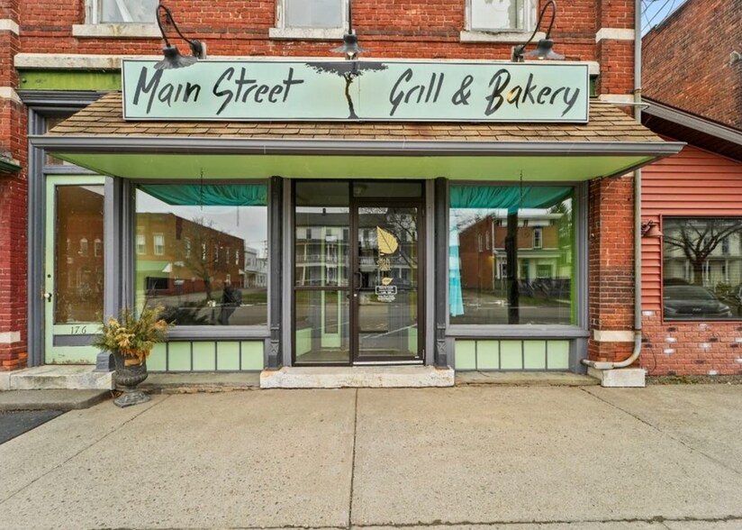 174-176 Main St, Afton, NY à vendre - Photo de l’immeuble – Image 2 sur 16