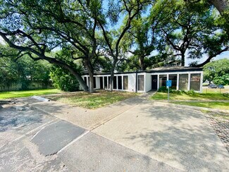 Plus de détails pour 1176 Business 35, New Braunfels, TX - Bureau à vendre