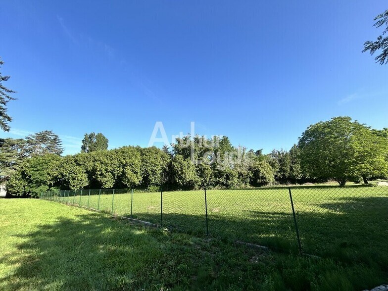 Terrain dans Abrest à vendre - Photo de l’immeuble – Image 3 sur 3