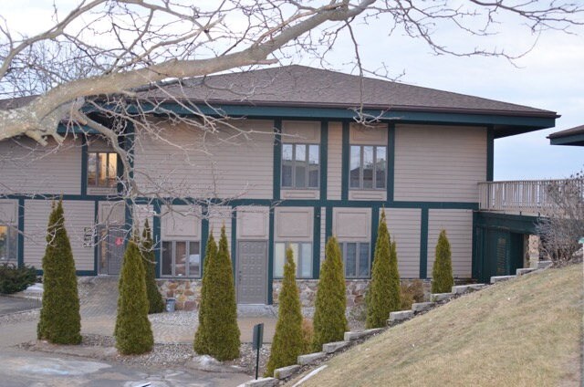 201 W Bay Plz, Plattsburgh, NY à vendre Photo principale– Image 1 sur 2