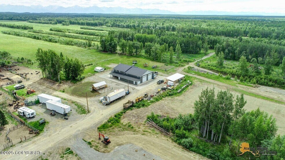 17275 S Moose Haven Cir, Wasilla, AK à vendre - Photo de l’immeuble – Image 2 sur 8