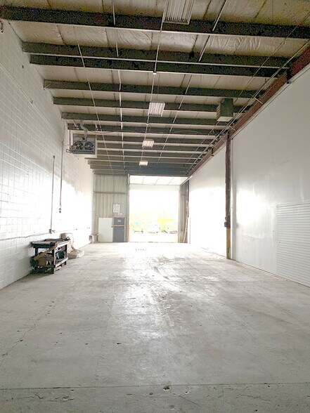 1202 8 St, Nisku, AB à louer - Photo intérieure – Image 3 sur 4