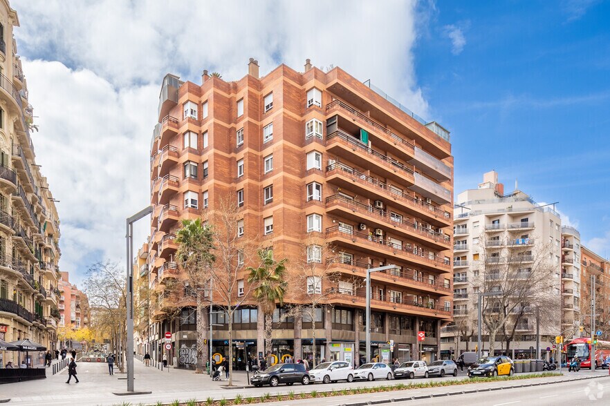 Avinguda del Paral.lel, 133, Barcelone, Barcelona à vendre - Photo principale – Image 1 sur 5