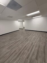 1930 S Alma School Rd, Mesa, AZ à louer Photo intérieure– Image 2 sur 8