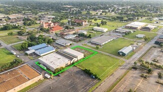 Plus de détails pour 740 Fannin St, Beaumont, TX - Industriel/Logistique à louer