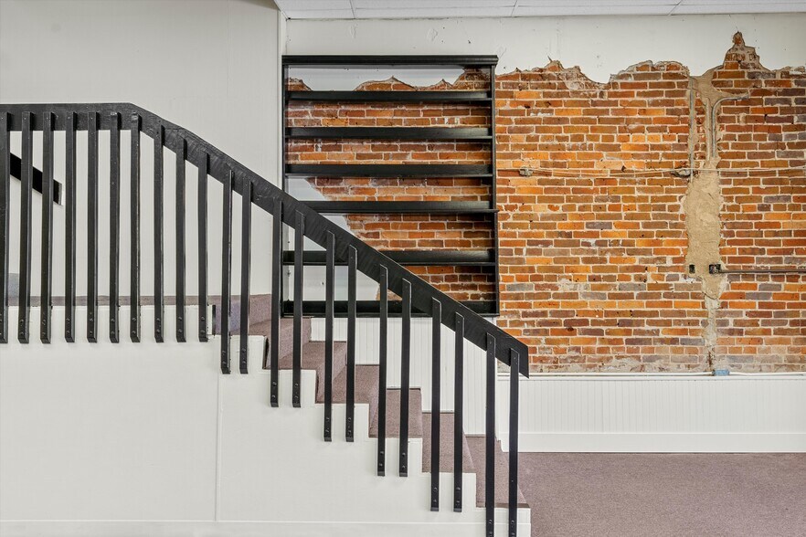 107 W Main St, Cameron, TX à louer - Photo intérieure – Image 3 sur 39