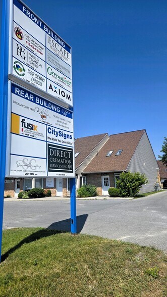 1044-1058 Gardiners Rd, Kingston, ON à louer - Photo de l’immeuble – Image 3 sur 4