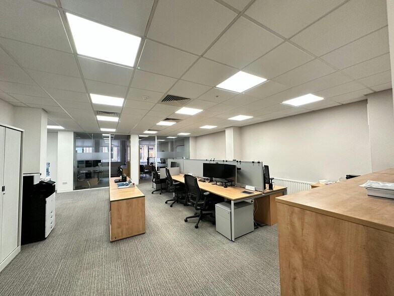 20 Renfield St, Glasgow à vendre - Photo de l’immeuble – Image 3 sur 9