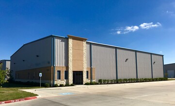 8630 Fairbanks N Houston Rd, Houston, TX à louer Photo de l’immeuble– Image 2 sur 12