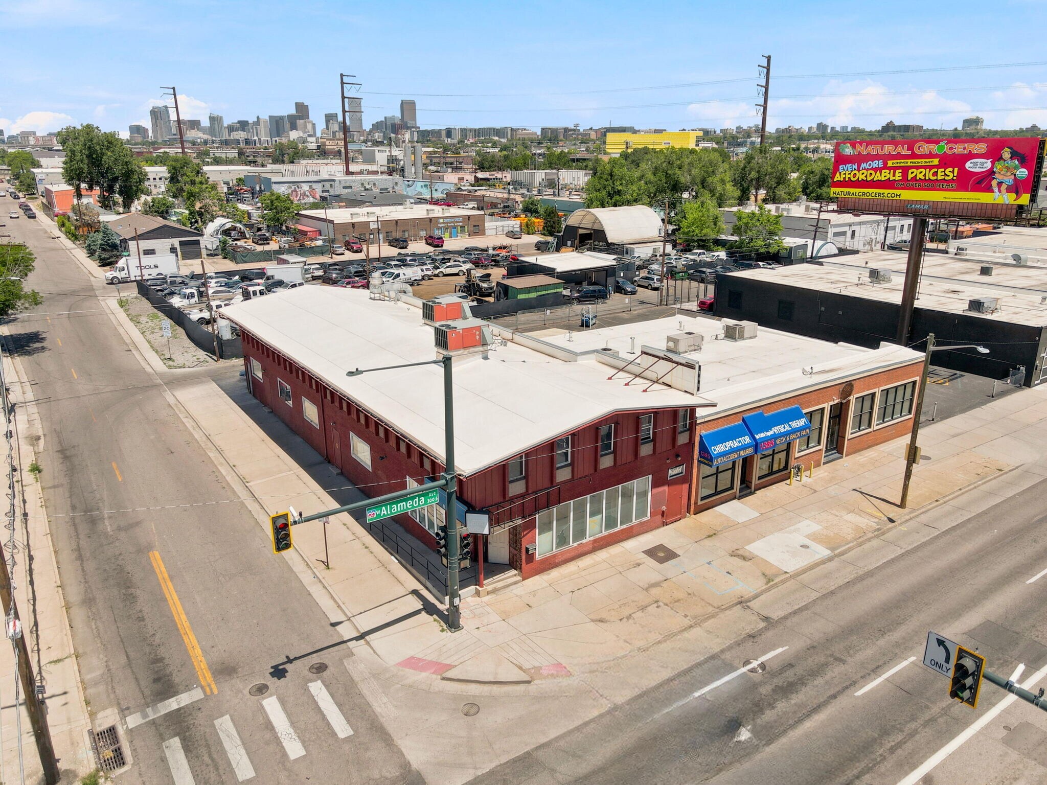 1395 W Alameda Ave, Denver, CO à vendre Photo de l’immeuble– Image 1 sur 12