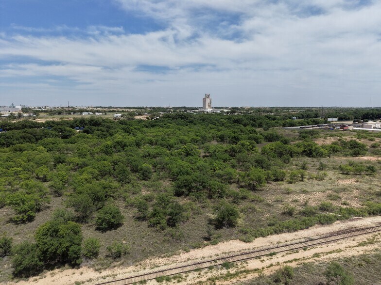 1620 N Loop 289, Lubbock, TX à vendre - Photo de l’immeuble – Image 3 sur 15