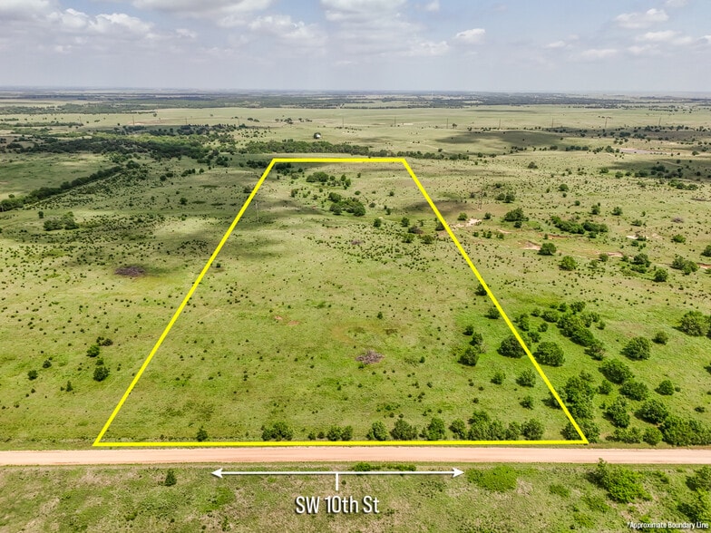 40+/- Acres on SW 10th St., El Dorado, KS à vendre - Photo principale – Image 1 sur 24