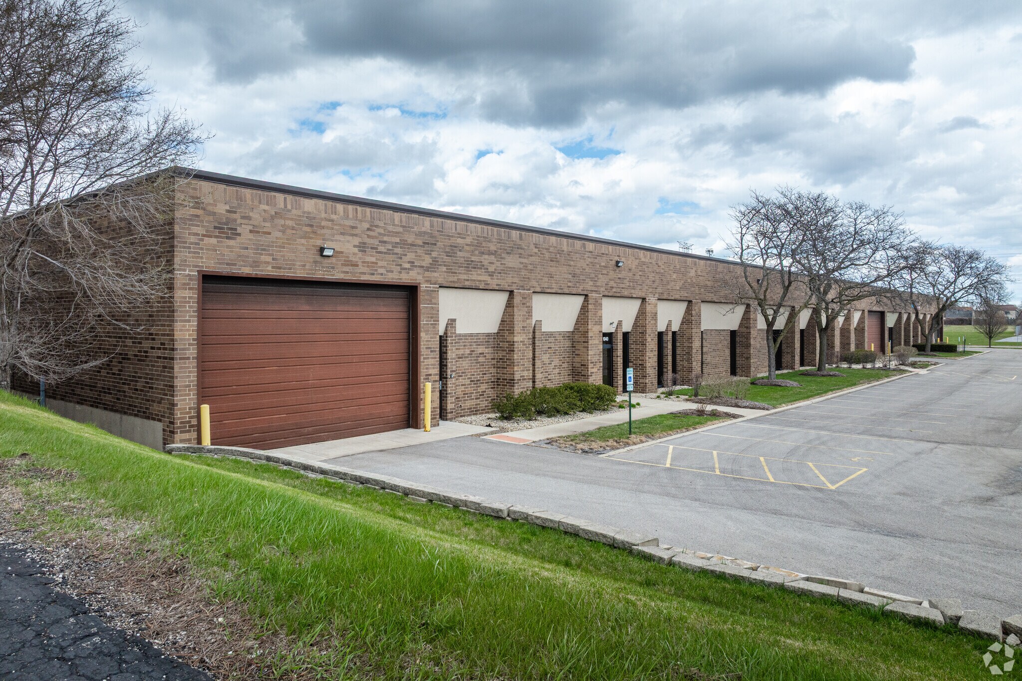 1040-1060 High St, Mundelein, IL à louer Photo principale– Image 1 sur 6