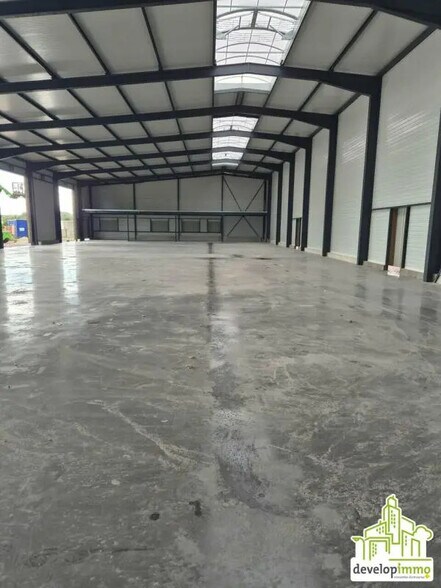 Bureau dans VAL D'ARRY à louer - Photo intérieure – Image 2 sur 6