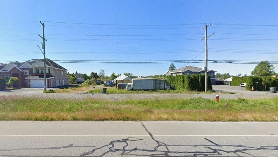 13680 Westminster Hwy, Richmond, BC à vendre - Photo principale – Image 1 sur 1