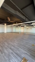 1811 E Apache Blvd, Tempe, AZ à louer - Vidéo sur l’annonce professionnelle 