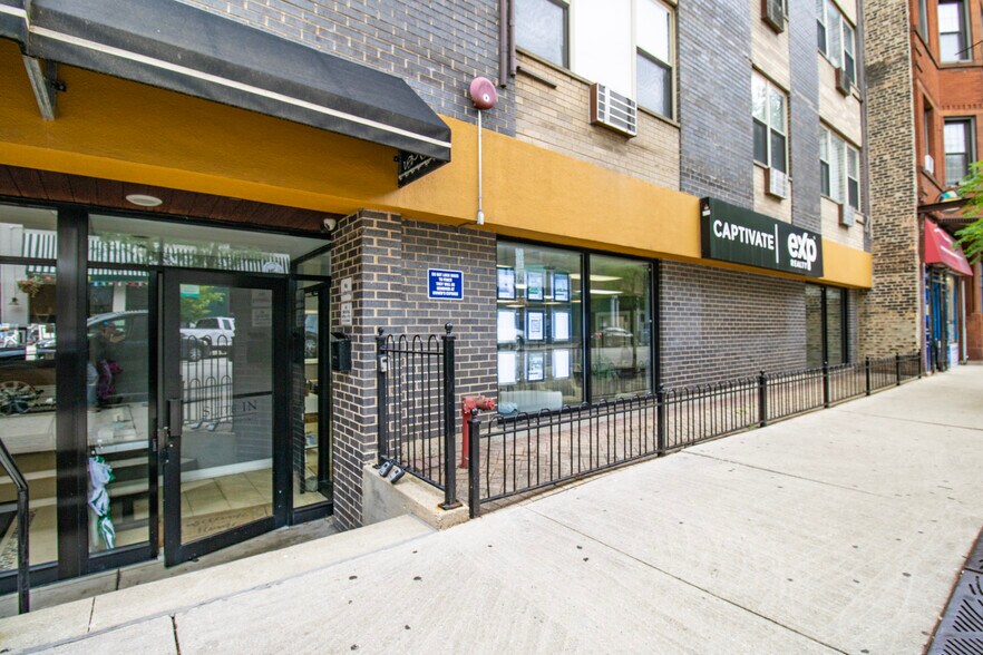 2250 N lincoln Ave, Chicago, IL à louer - Photo de l’immeuble – Image 2 sur 9