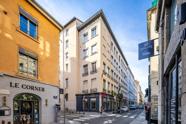 Plus de détails pour Local commercial à louer