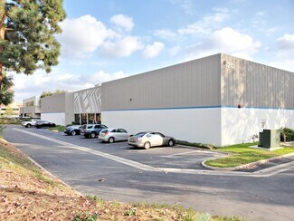 Plus de détails pour 210 Ranger Ave, Brea, CA - Industriel/Logistique à louer